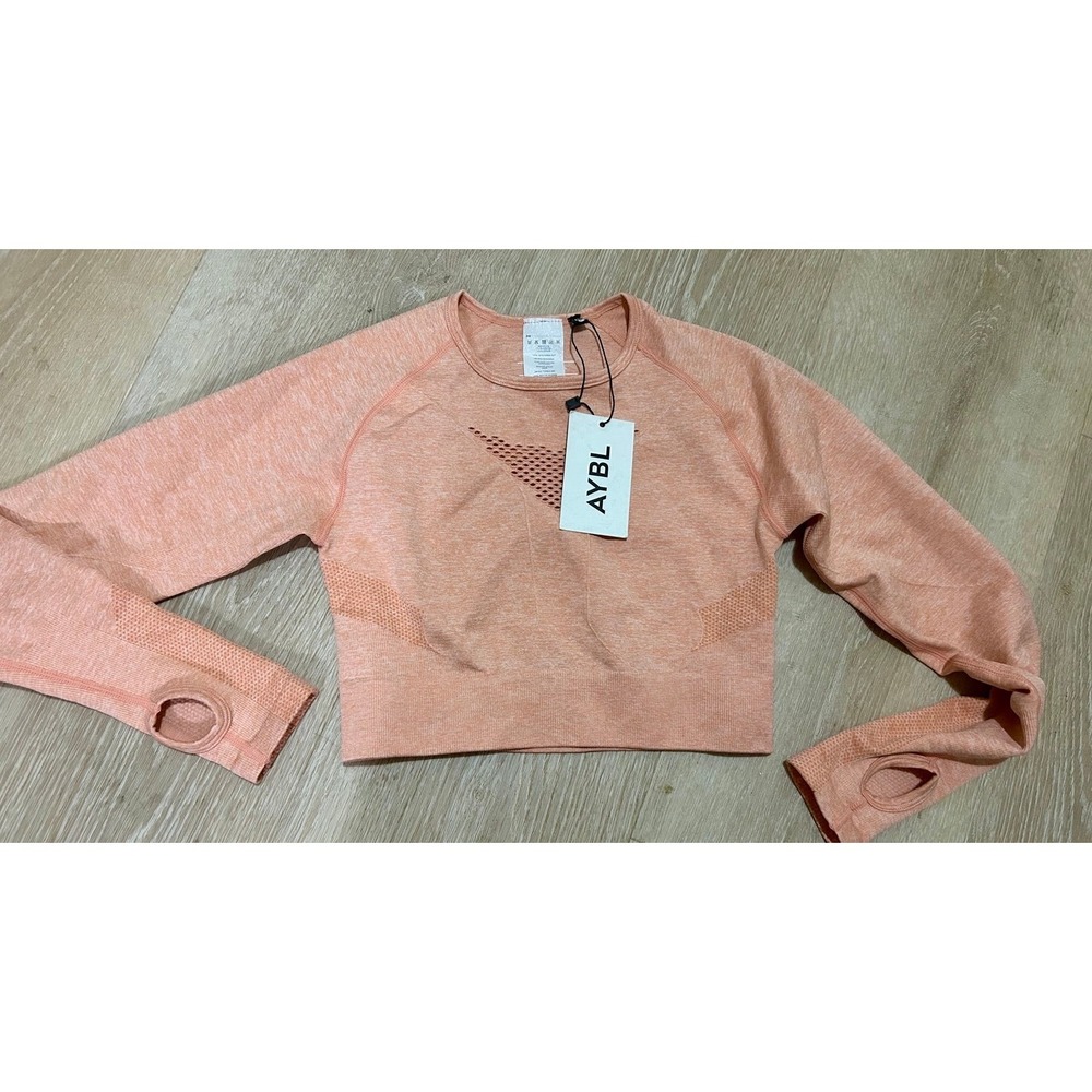 Aybl seamless long sleeve crop top